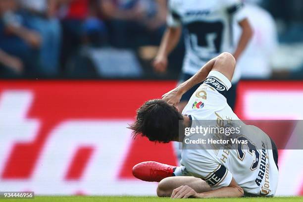 Alejandro Arribas of Pumas injures his left elbow when falling during the 12tth round match between Cruz Azul and Pumas UNAM as part of the Torneo...