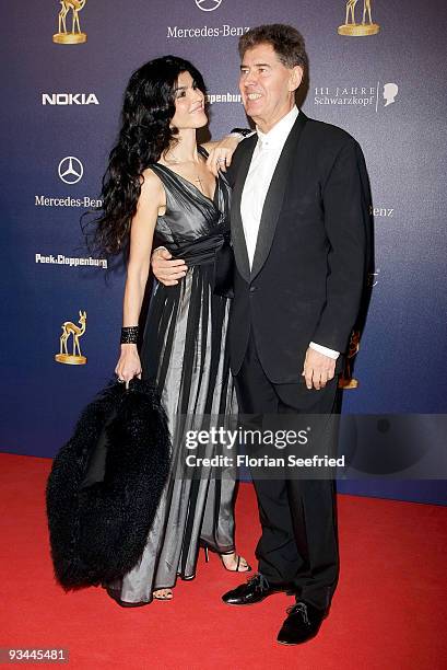 Janine White and Jack White arrive for the Bambi Awards 2009 at the Metropolis hall at Filmpark Babelsberg on November 26, 2009 in Potsdam, Germany.