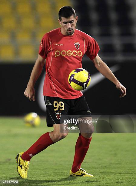 South Korea's Pohang Steelers' Macedonian striker Stevo Ristic trains in Doha on October 27 on the eve of their AFC Champions League second leg...