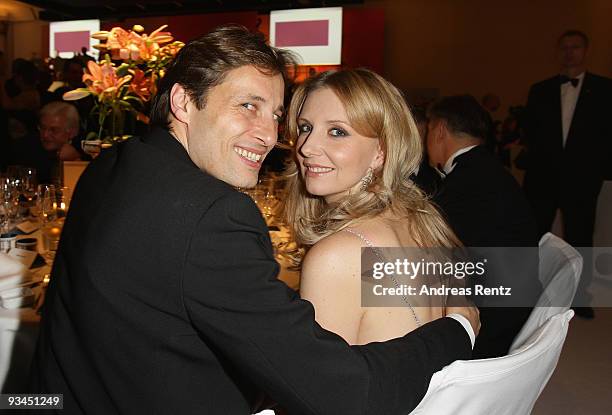 Jette Joop and Christian Elsen attend the annual press ball 'Bundespresseball' at the Intercontinental Hotel in Berlin on November 27, 2009 in...