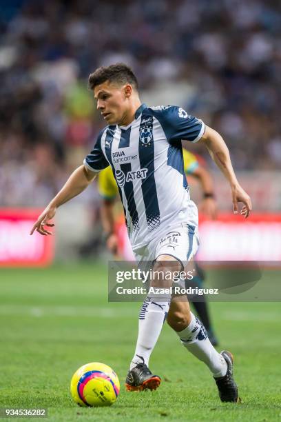 Arturo Gonzalez of Monterrey drives the ball during the 12th round match between Monterrey and Queretaro as part of the Torneo Clausura 2018 Liga MX...