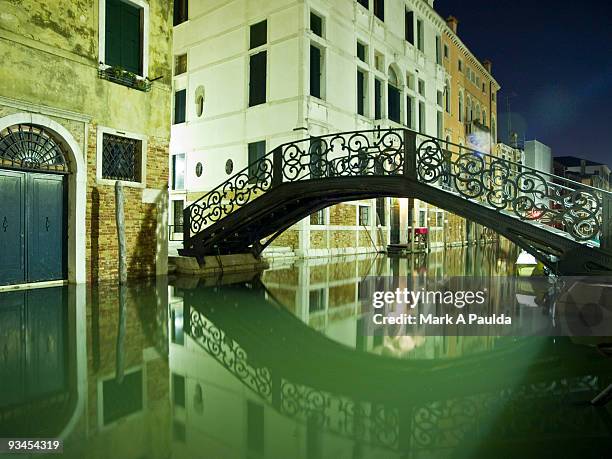 venetian canal - venice italy night stock pictures, royalty-free photos & images