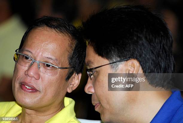 Liberal Party standard bearer Senator Benigno 'Noynoy Aquino , son of the late democracy icon Corazon Aquino, and Senator Manuel Roxas , Noynoy's...