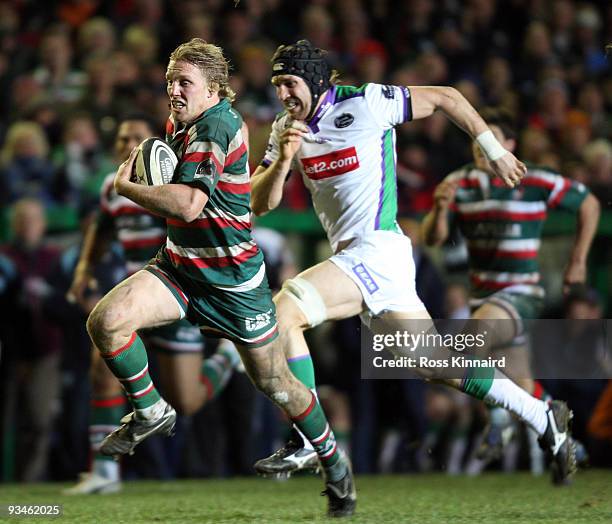 Lewis Moody of Leicester bursts through to score during the Guinness Premiership match between Leicester Tigers and Leeds Carnegie at Welford Road on...