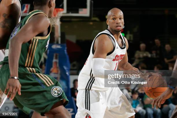 Sundiata Gaines of the Idaho Stampede looks for a pass against the Reno Bighorns at Qwest Arena on November 28, 2009 in Boise, Idaho. NOTE TO USER:...