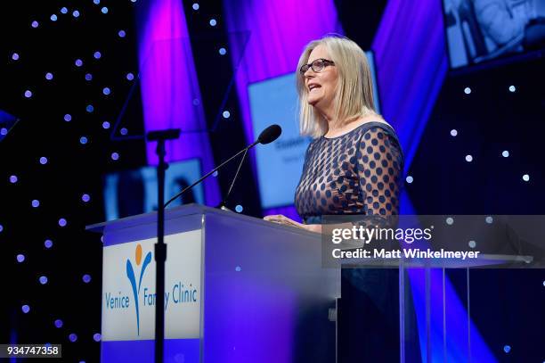 Elizabeth Forry Elizabeth Forer Photos and Premium High Res Pictures - Getty Images