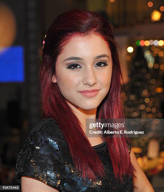 Ariana Grande In 2009 Photos Et Images De Collection Getty Images ariana-grande-in-2009-photos-et-images-de-collection-getty-images