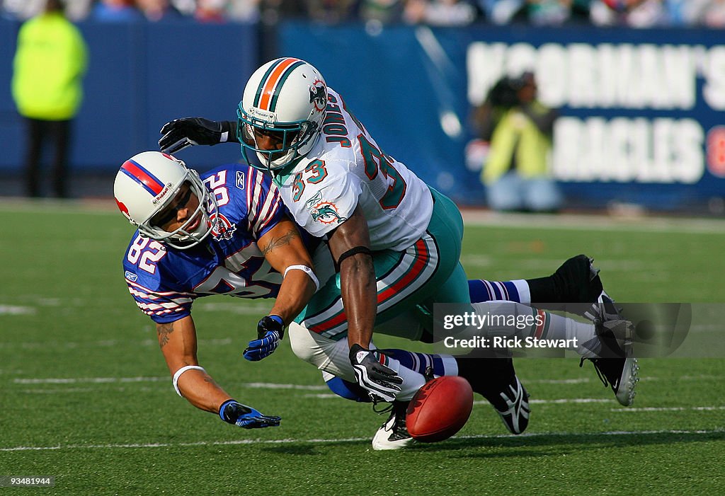 Miami Dolphins v Buffalo Bills