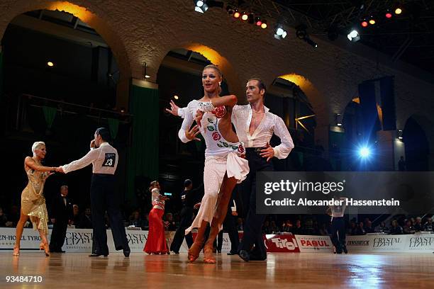 Ricardo Cocchi and Yulia Zagoruychenko of the USA perform in the World Latin Dance Masters at Innsbruck Congress Hall on November 28, 2009 in...