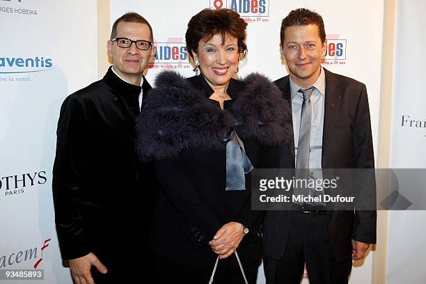 Michel Simon, Roselyne Bachelot and Bruno Spire attend the 25th anniversary dinner for ''AIDS International'' at Les Beaux-Arts de Paris on November...