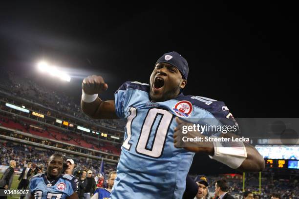 Vince Young of the Tennessee Titans celebrates after a 20-17 victory over the Arizona Cardinals at LP Field on November 29, 2009 in Nashville,...