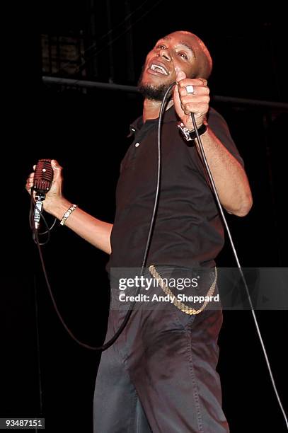 Mos Def performs on stage at The Forum on November 29, 2009 in London, England.