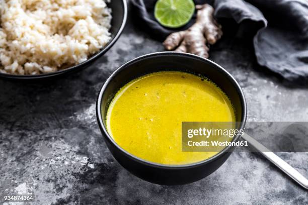 curcuma coco soup, rice, bowl, ginger and lime - curcuma 個照片及圖片檔