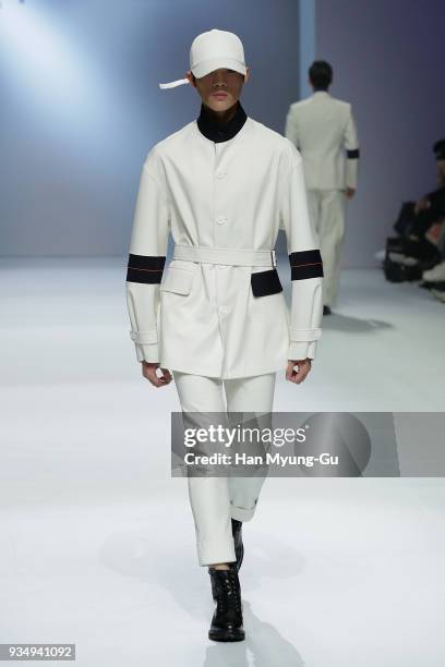 Model displays the creation by Caruso on the runway during the HERA Seoul Fashion Week F/W 2018 at DDP on March 20, 2018 in Seoul, South Korea.