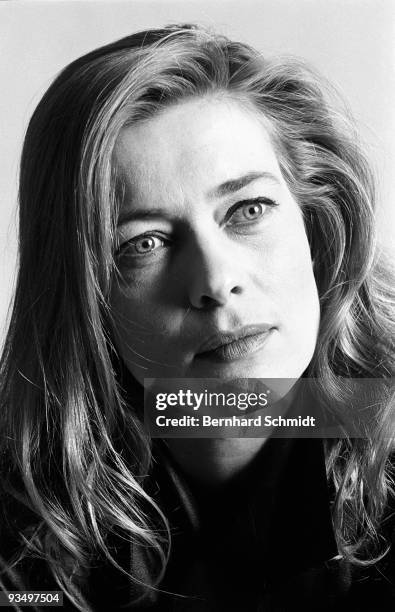 Actress Barbara Rudnik is seen during a photo session on October 14, 1990 in Munich, Germany.