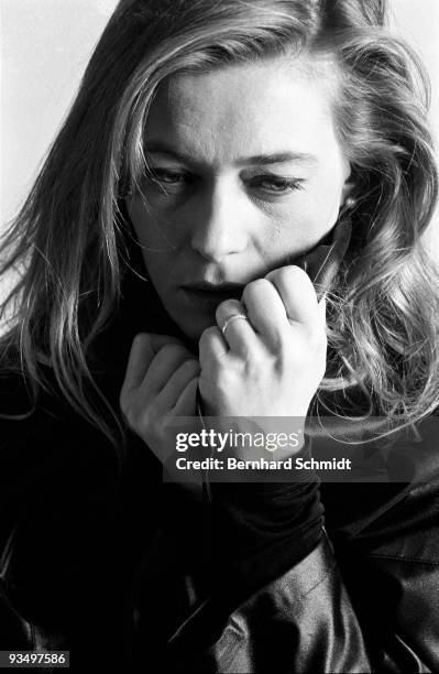 Actress Barbara Rudnik is seen during a photo session on October 14, 1990 in Munich, Germany.