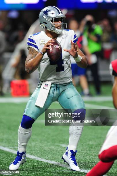 Dak Prescott of the Dallas Cowboys against the Atlanta Falcons at Mercedes-Benz Stadium on November 12, 2017 in Atlanta, Georgia.