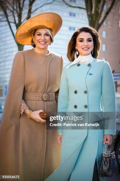 Queen Maxima of The Netherlands and Queen Rania of Jordan visit the Gemeentemuseum on March 20, 2018 in The Hague, Netherlands.