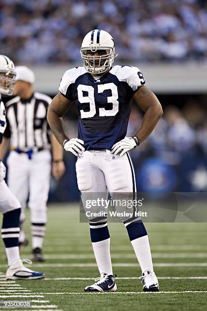 Linebacker Anthony Spencer of the Dallas Cowboys waits for the next play against the Oakland Raiders at Cowboys Stadium on November 26, 2009 in...