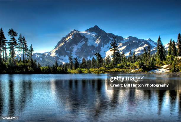 mountain lake - washington state stock-fotos und bilder