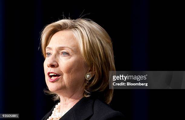 Hillary Clinton, U.S. Secretary of state, speaks during a news conference highlighting the efforts of the Obama Administration on HIV/AIDS issues in...