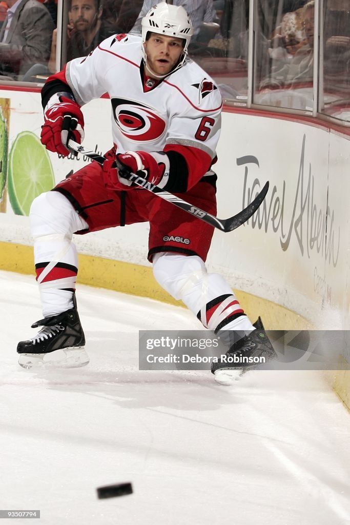 Carolina Hurricanes v Anaheim Ducks