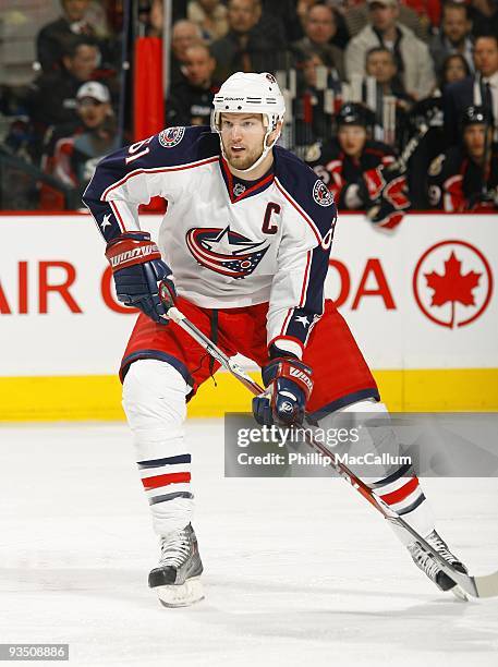 Rick Nash of the Columbus Blue Jackets skates against the Ottawa Senators during their game at Scotiabank Place on November 26, 2009 in Ottawa,...