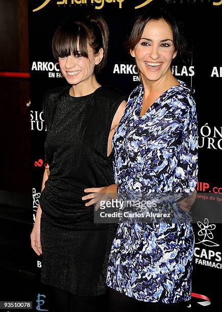 Spanish actresses Miren Ibarguren and Melanie Olivares attend the Shangay Awards 2009 at Joy Eslava Club on November 30, 2009 in Madrid, Spain.