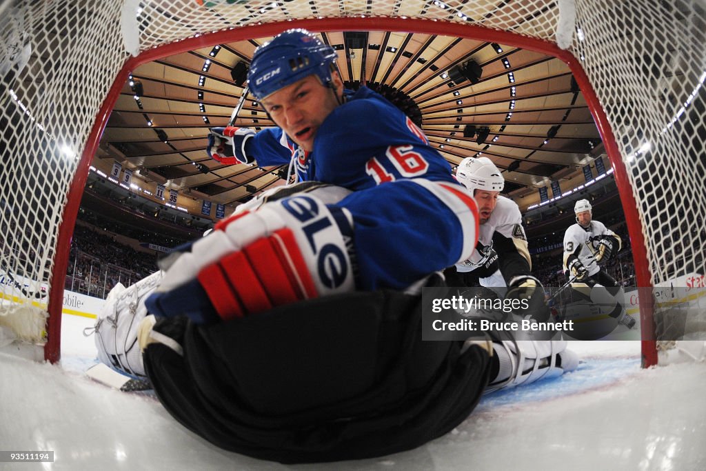 Pittsburgh Penguins v New York Rangers