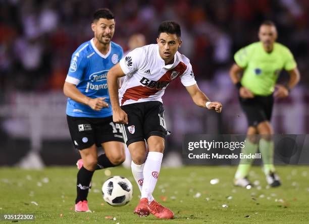 Gonzalo Martinez of River Plate kicks the ball during a match between River Plate and Belgrano as part of Superliga 2017/18 at Monumental Antonio...