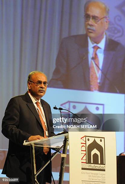 Editor-in-chief of the Friday Times and Daily Times in Pakistan, Najam Sethi makes his acceptance speech after receiving the Golden Pen Award from...