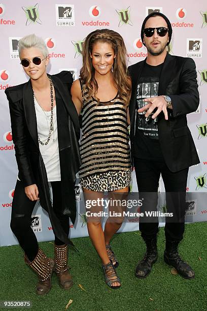 Hosts Ruby Rose, Darren McMullen, and VJ Erin McNaught arrive for the 2009 MTV Summer Party at the Hyde Park Barracks on December 1, 2009 in Sydney,...