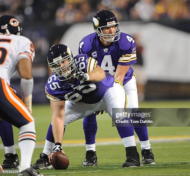 John Sullivan of the Minnesota Vikings points out a defensive orientation during an NFL game against the Chicago Bears at the Mall of America Field...