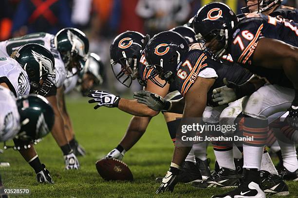 Members of the Chicago Bear offense line up against the defense of the Philadelphia Eagles at Soldier Field on November 22, 2009 in Chicago,...