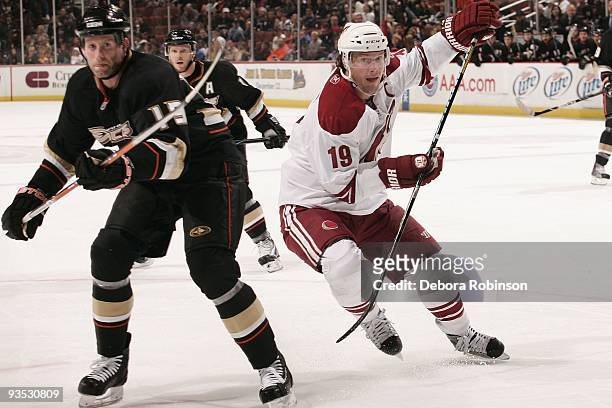 Shane Doan of the Phoenix Coyotes defends against Ryan Whitney of the Anaheim Ducks during the game on November 29, 2009 at Honda Center in Anaheim,...