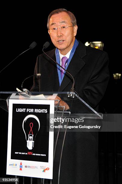 Secretary General Ban Ki-Moon attends the amfAR World AIDS Day media event in Washington Square Park on December 1, 2009 in New York City.