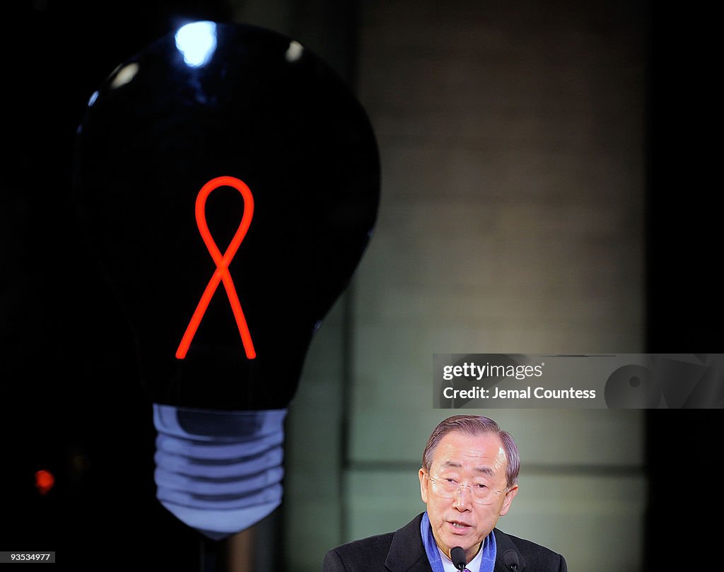 AmfAR Presents World AIDS Day "Light For Rights"