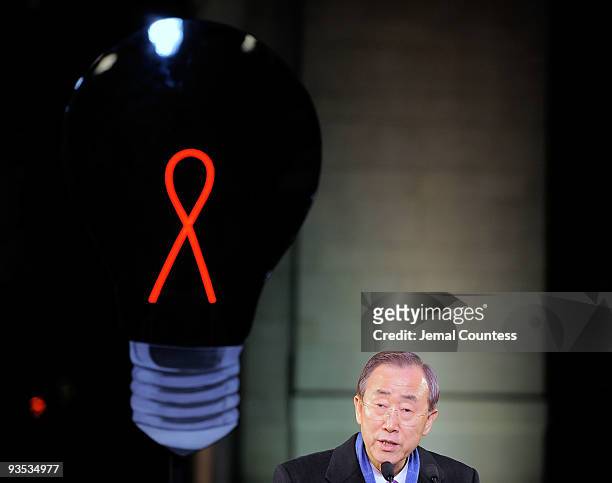 United Nations Secretary-General Ban Ki-Moon speaks during the amfAR world AIDS day event at Washington Square Park on December 1, 2009 in New York...