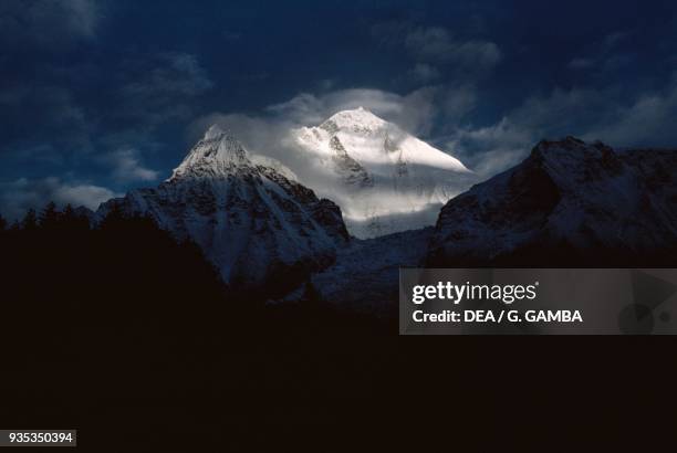 Dhaulagiri , Himalayas, Nepal.