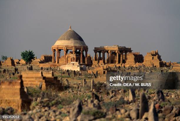 Chaukhandi Tombs, an ancient necropolis with sarcophagi in brown stone with geometric patterns, region of Sindh, Pakistan, 16th and 18th century.