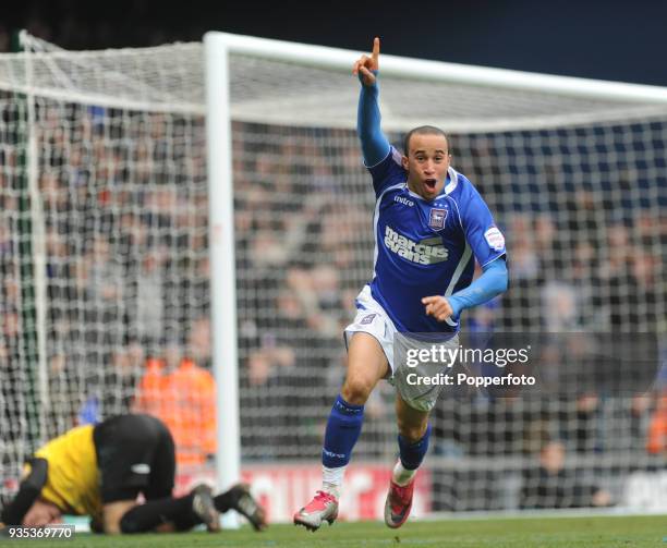 Andros Townsend of Ipswich Town celebrates after scoring the 1st goal during the npower Championship match between Ipswich Town and Swansea City at...