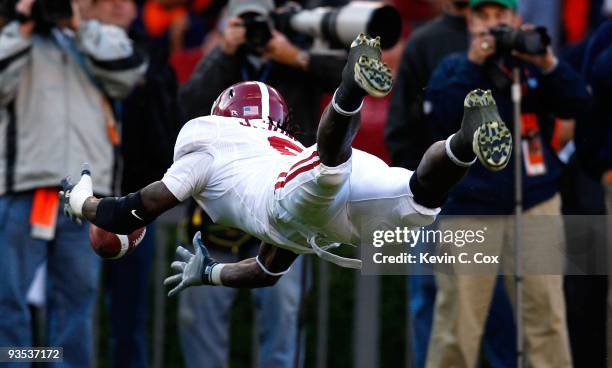 Julio Jones of the Alabama Crimson Tide against the Auburn Tigers at Jordan-Hare Stadium on November 27, 2009 in Auburn, Alabama.