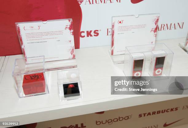 Solange Azagury-Partridge and Apple display in honor of World AIDS Day, opened a pop-up store in San Francisco which features the latest holiday...