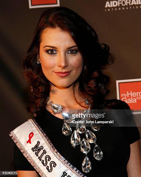 Stefania Fernandez attends the AID FOR AIDS International "My Hero Gala" 2009 at The Puck Building on December 1, 2009 in New York City.