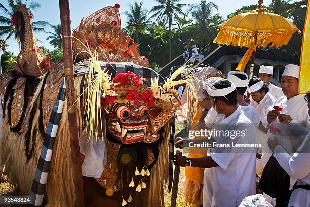 mask to please the gods of the sea - balinese headdress stock pictures, royalty-free photos & images