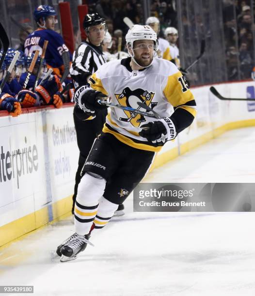 Riley Sheahan of the Pittsburgh Penguins skates against the New York Islanders at the Barclays Center on March 20, 2018 in the Brooklyn borough of...