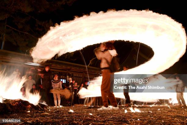 Light Rope Burn 531 Rope Burn Stock Photos, High-Res Pictures, and Images - Getty Images