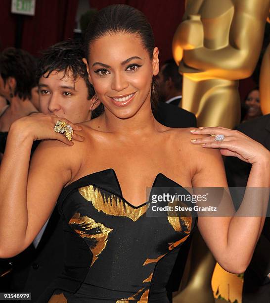 Beyonce arrives at the 81st Academy Awards at The Kodak Theatre on February 22, 2009 in Hollywood, California.