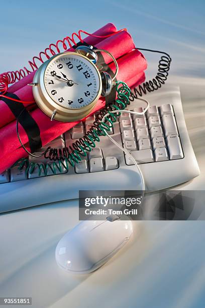 Computer Crash Bomb 75 Bomb Keyboard Stock Photos, High-Res Pictures, and Images - Getty Images