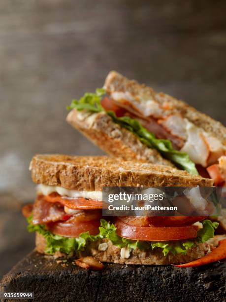 hummer, blt sandwich - blt sandwich stock-fotos und bilder